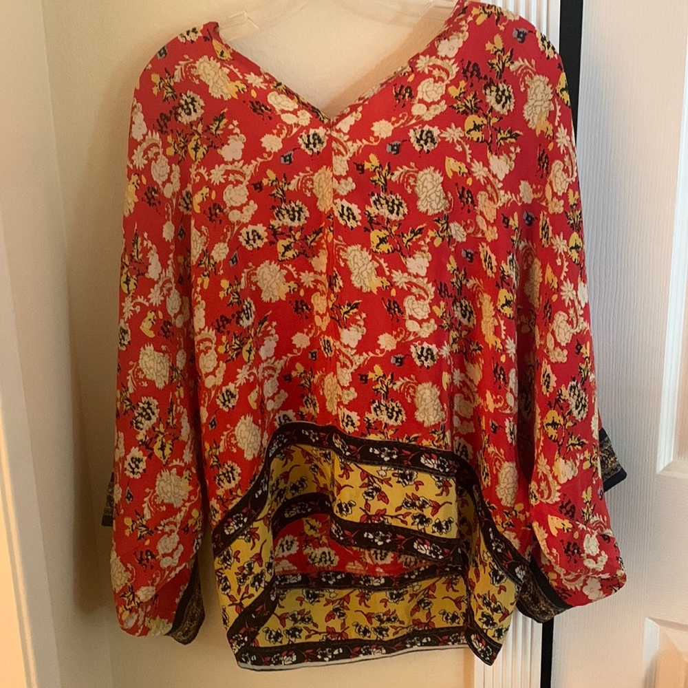 Tolani Red/Black- Multi Kimono Top